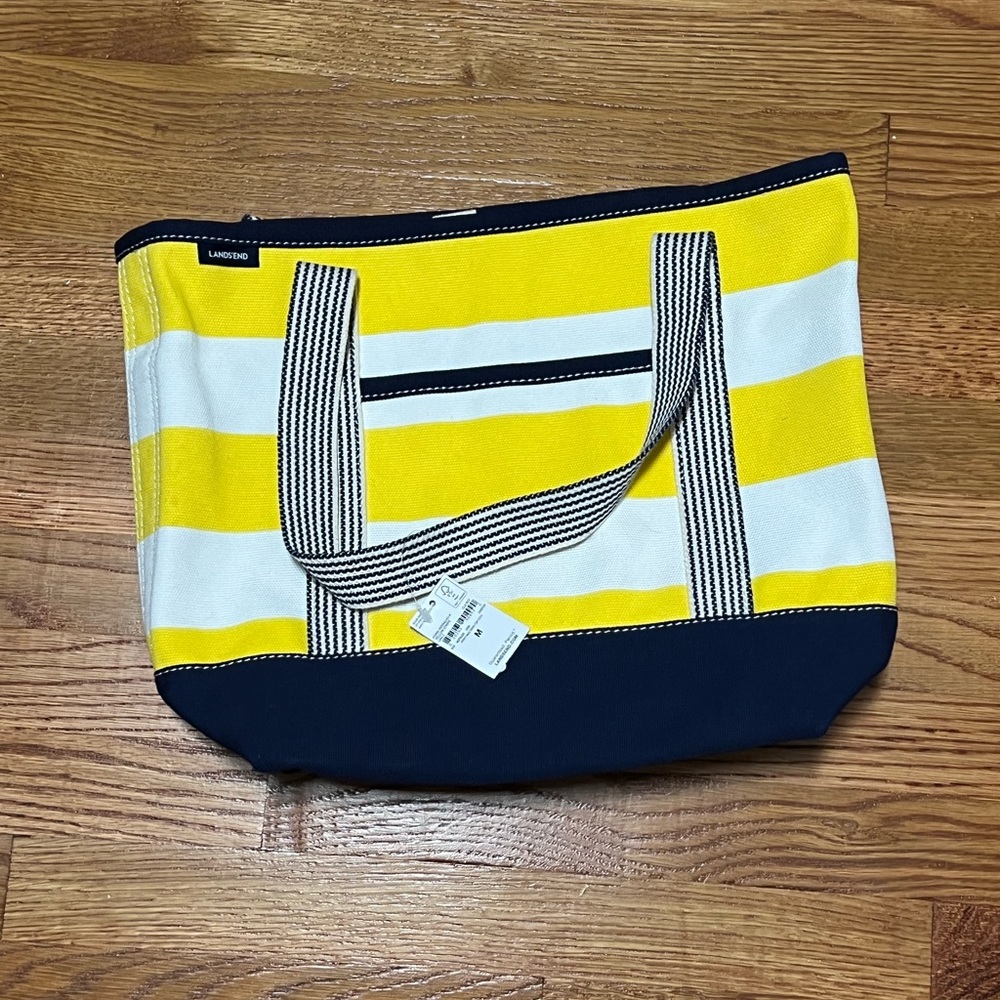 NWT Land’s End Medium Tote, yellow and white with navy